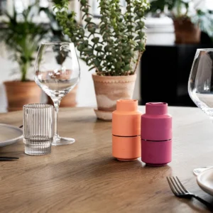 Alternative view of Billund peper/zoutmolen